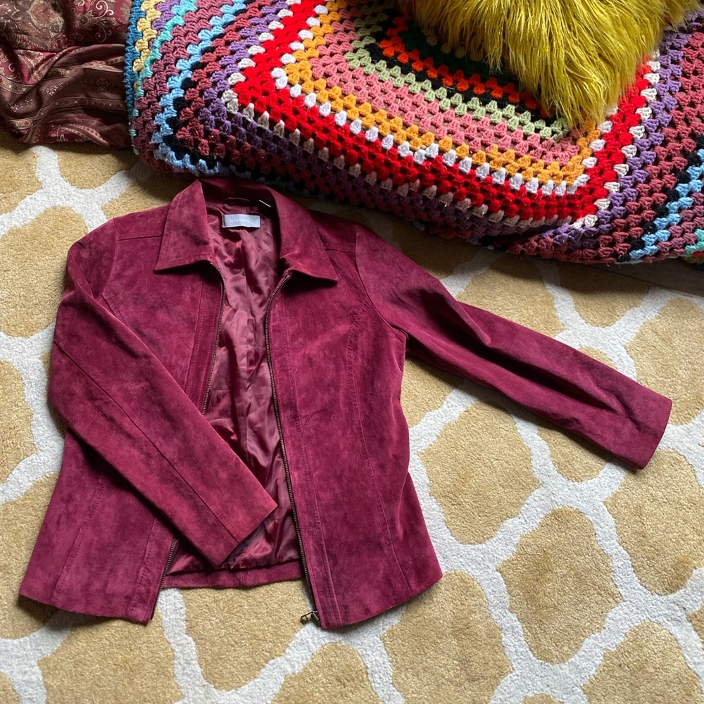 Nice and classy maroon jacket 🌺 Lie Clairborne Suede Jacket, very comfy :)
